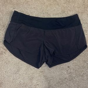 size 8 lulu shorts